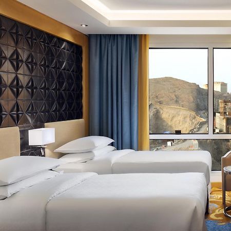 Sheraton Makkah Jabal Al Kaaba Hotel Мекка Экстерьер фото Deluxe room