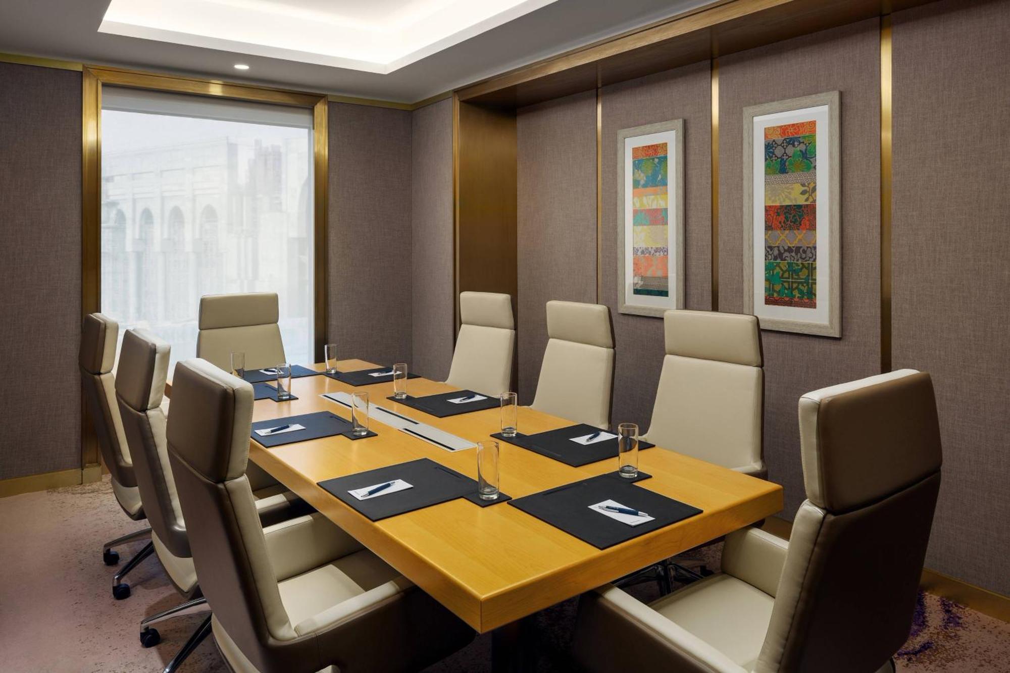 Sheraton Makkah Jabal Al Kaaba Hotel Мекка Экстерьер фото Boardroom at the Conrad Dubai