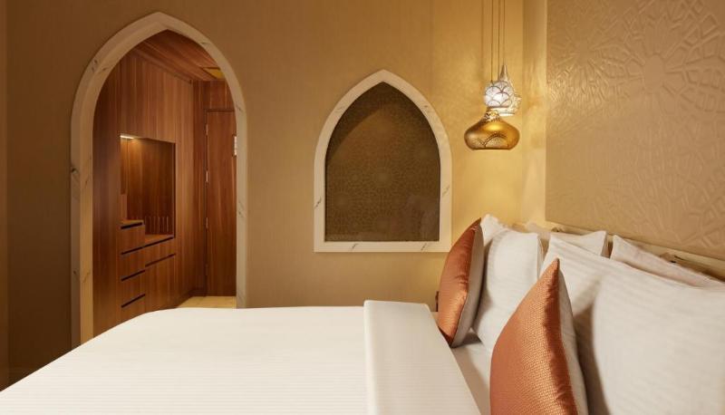 Sheraton Makkah Jabal Al Kaaba Hotel Мекка Экстерьер фото A bedroom at the hotel